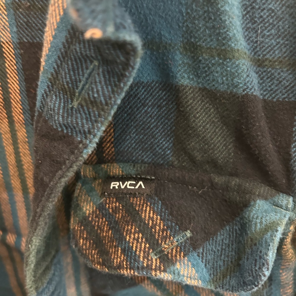 Boys RVCA green flannel shirt - Picture 2 of 6